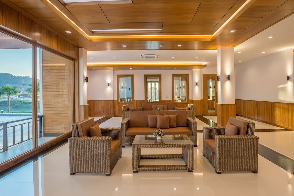 Фото Sann View Hotel