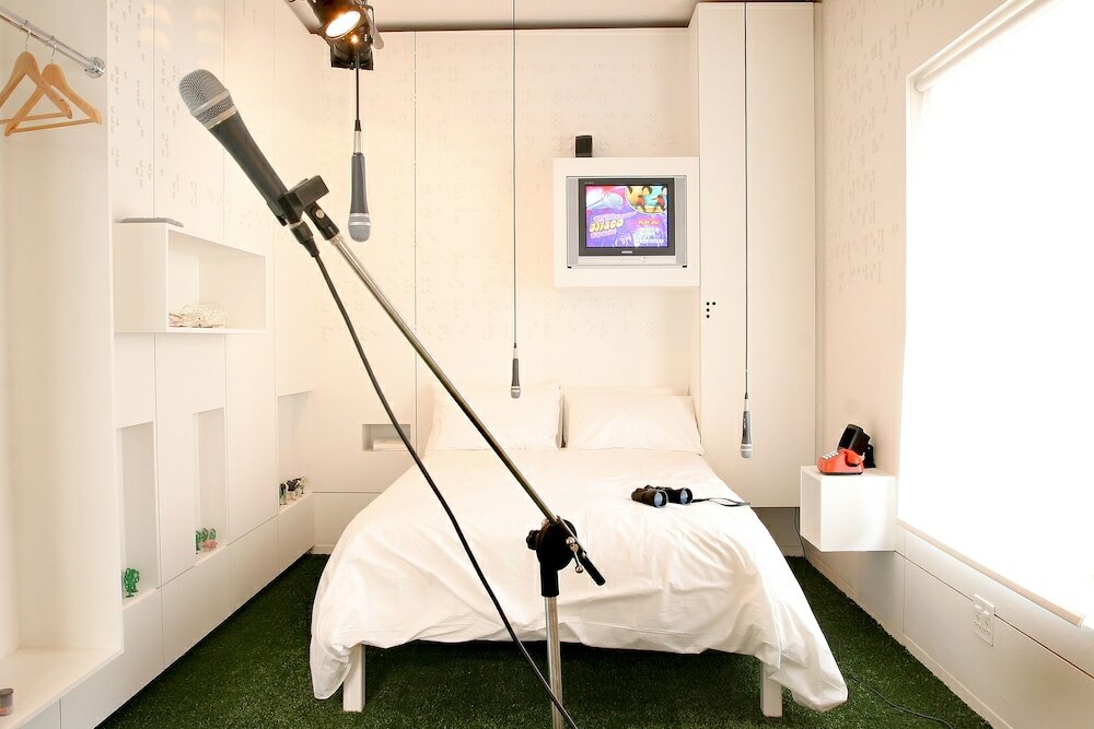 Фото Daddy Long Legs Art Hotel