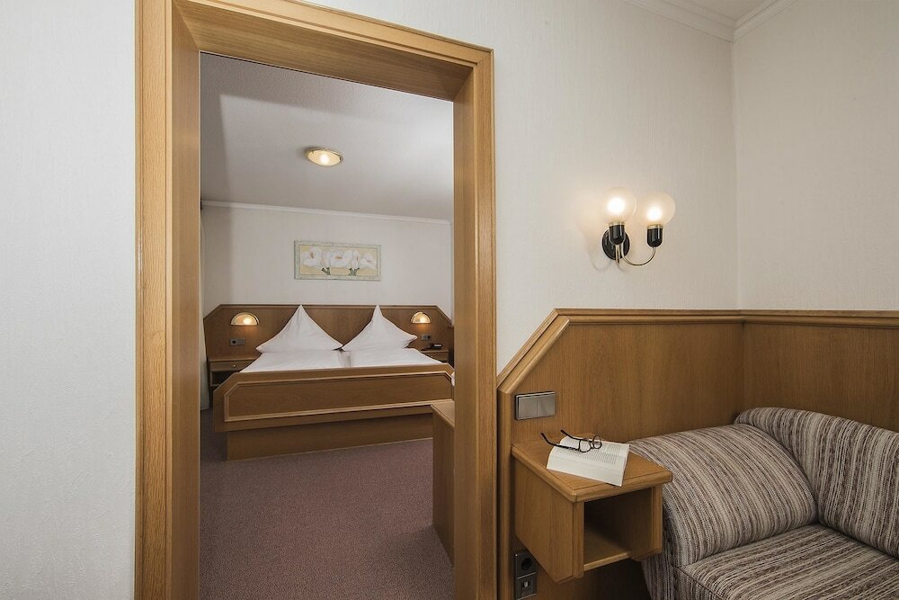 Фото Kurhotel Unter den Linden