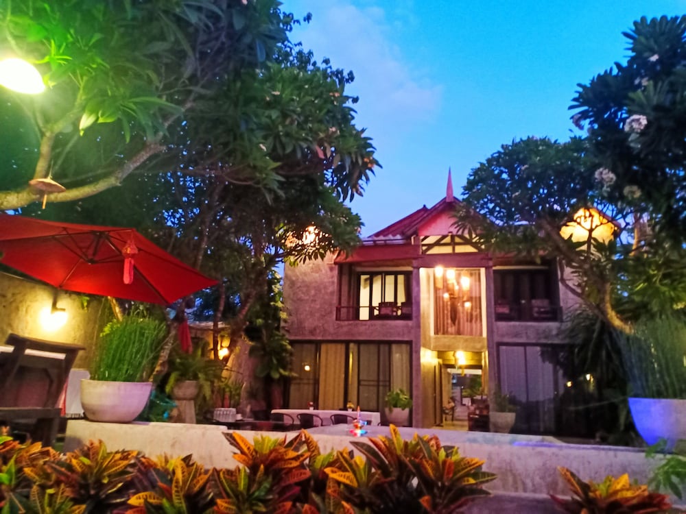 Фото Sofa Gallery Hotel