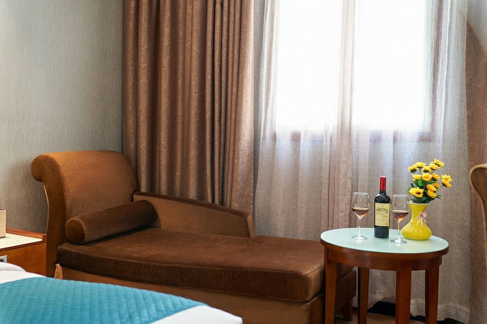 Фото Kaiserdom Hotel