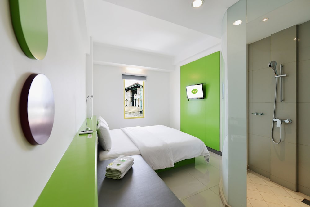 Фото Pop! Hotel Malioboro - Yogyakarta
