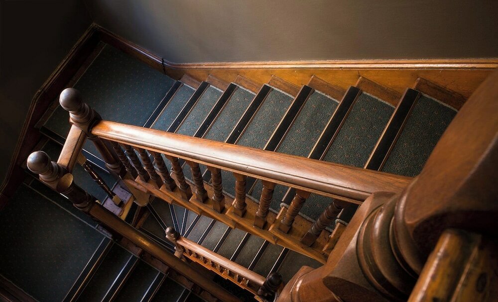 Фото The Russell Boutique Hotel