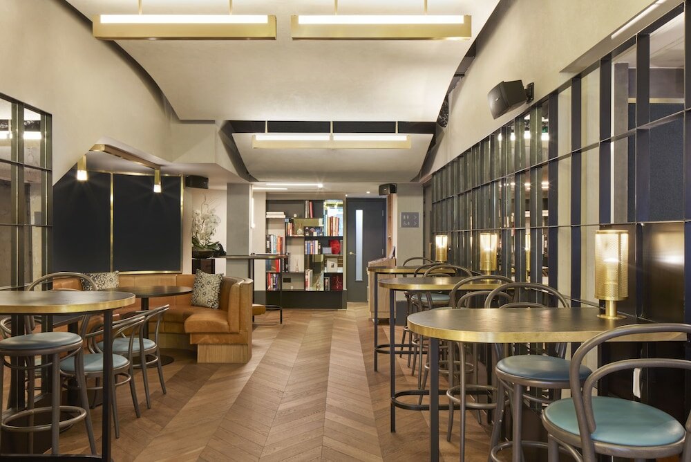 Фото Victory House Leicester Square