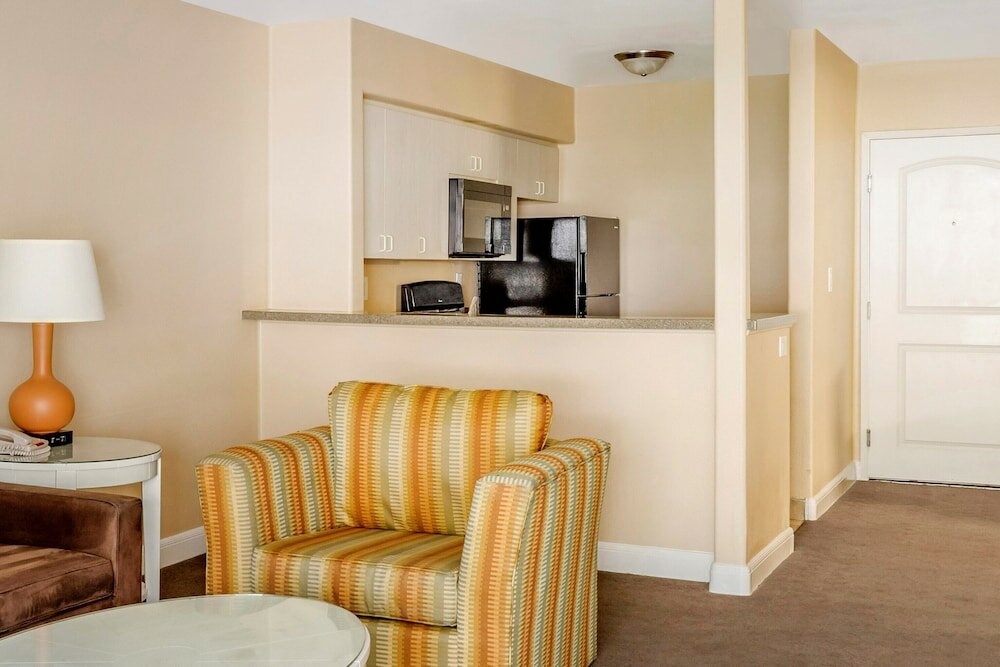 Фото Palm Canyon Resort