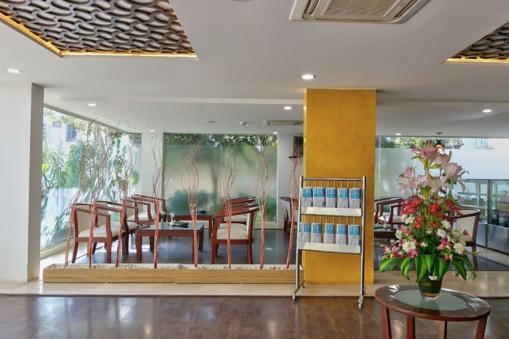 Фото Icon Suites by Bhagini