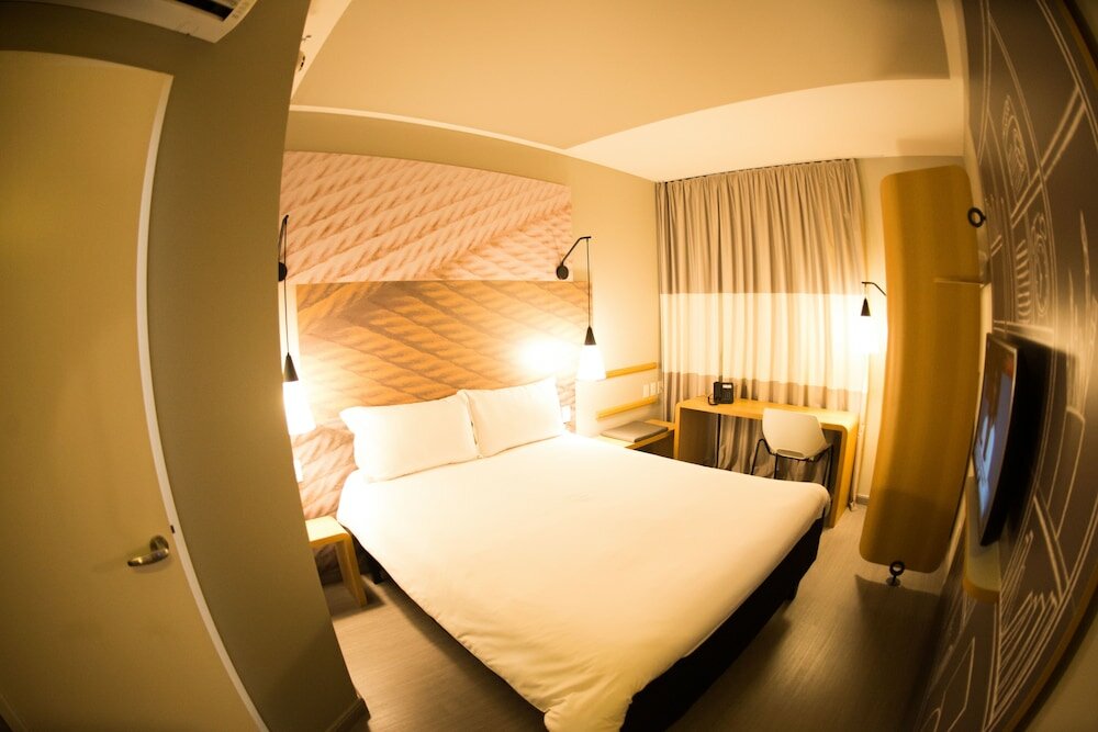 Фото Ibis Jacarei