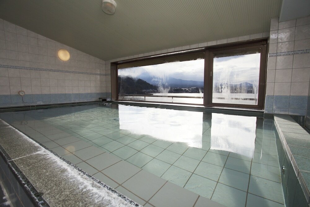 Фото Hotel Route - Inn Kawaguchiko