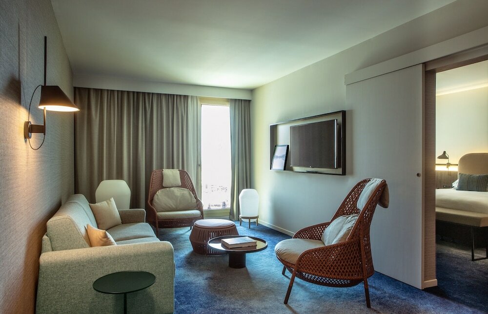 Фото Crowne Plaza Nice Grand Arenas, an Ihg Hotel