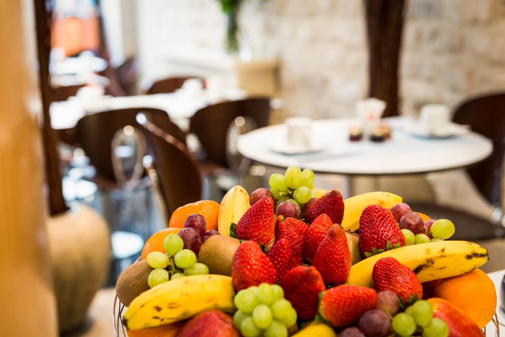 Фото Albe Hôtel Saint Michel