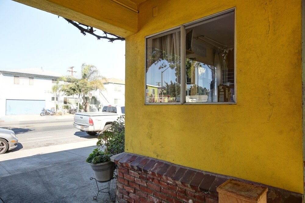 Фото Pavilions Motel