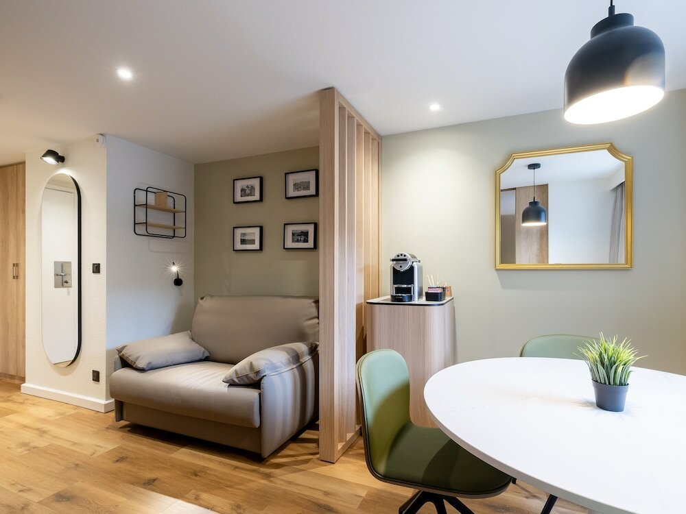 Фото Ibis Bordeaux Centre Meriadeck