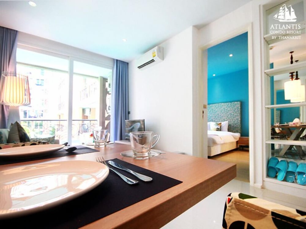 Фото Atlantis Condo & Water Park Pattaya by the Sea