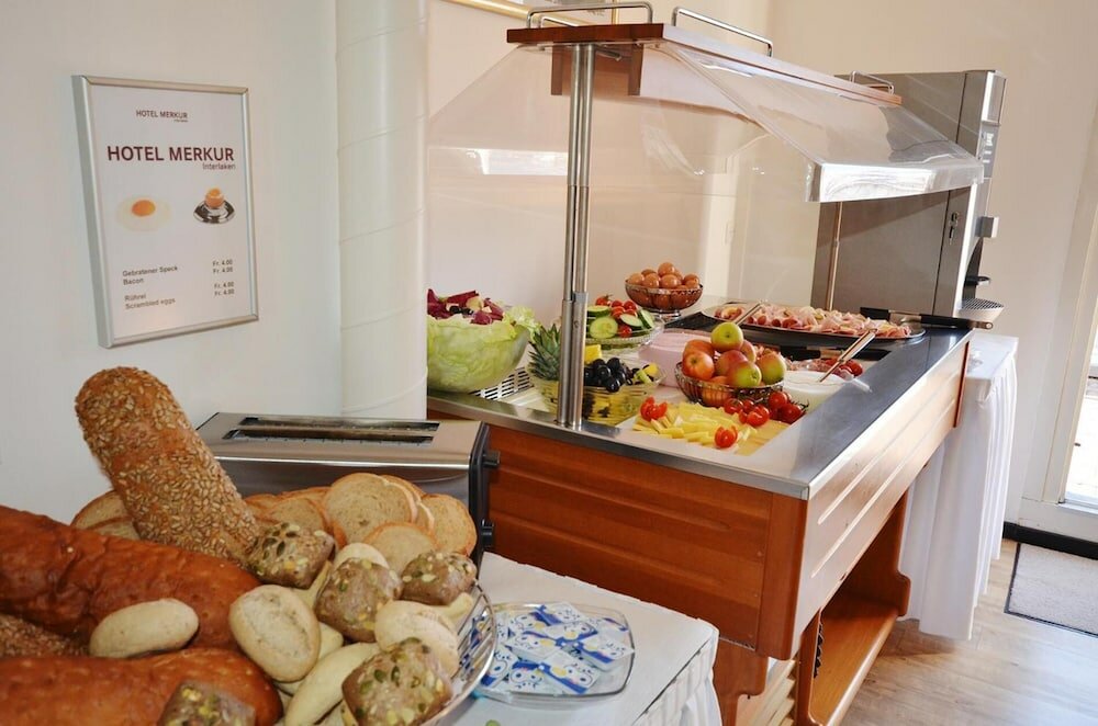 Фото Hotel Merkur Interlaken