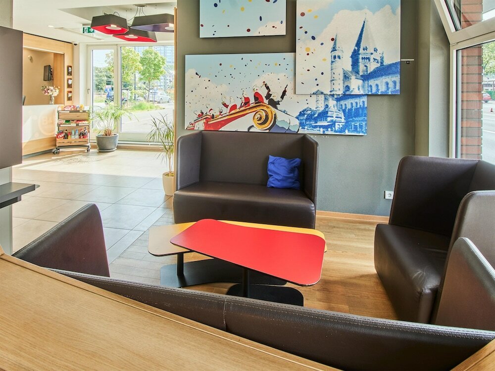 Фото B&b Hotel Mainz-Hbf