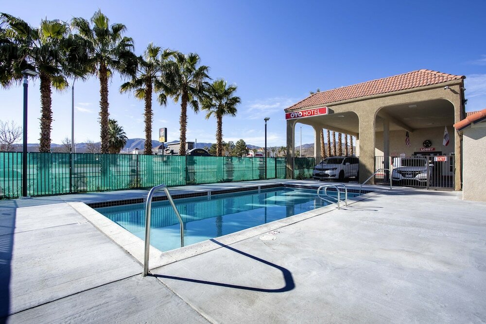 Фото Oyo Hotel Palmdale - Antelope Valley