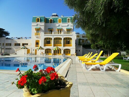 Гостиница Les Mimosas в Табарке