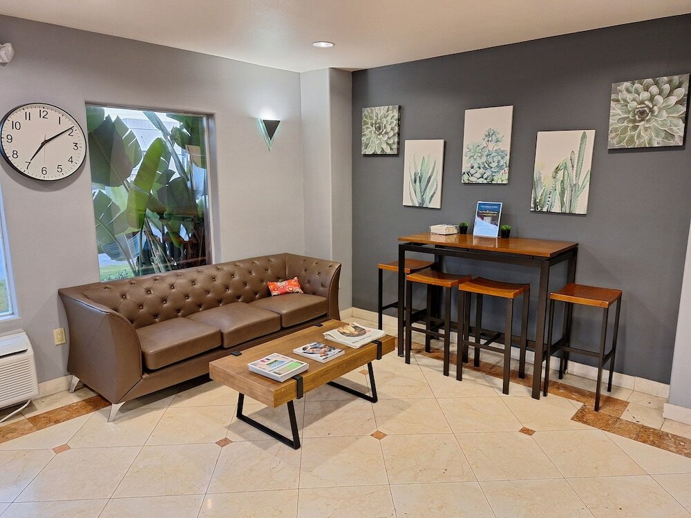 Фото Portofino Inn Burbank