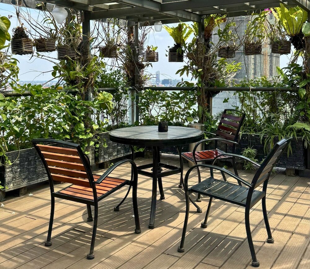 Фото Lcs Hotel & Apartment