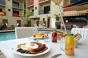 Гостиница Quality Hotel Darwin Airport