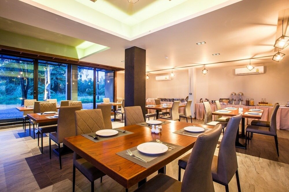 Фото The Glory Gold Hotel