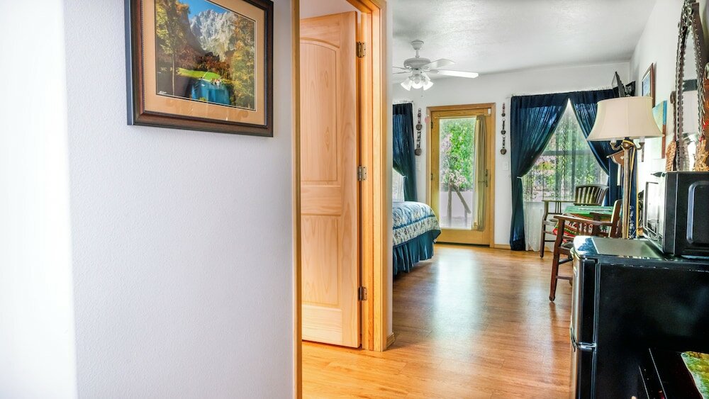 Фото Red Horse Bed and Breakfast