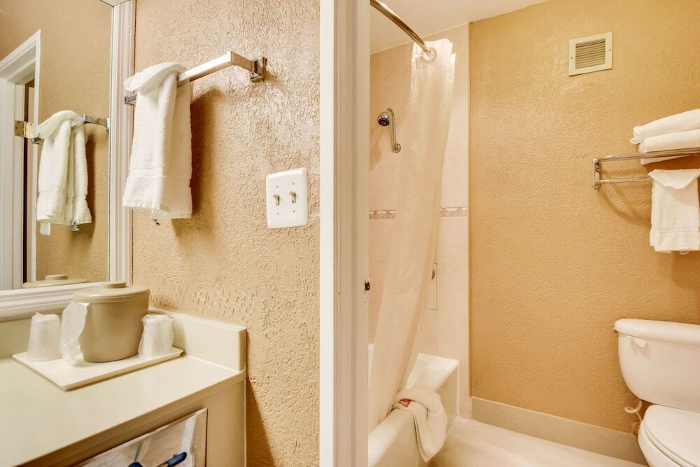 Фото Econo Lodge Busch Gardens