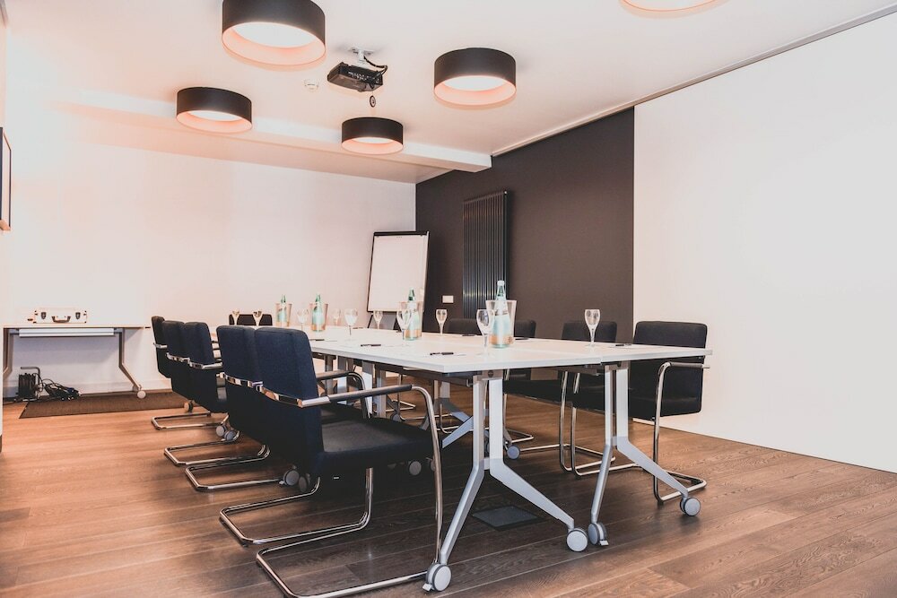 Фото Hotel Bliss Frankfurt