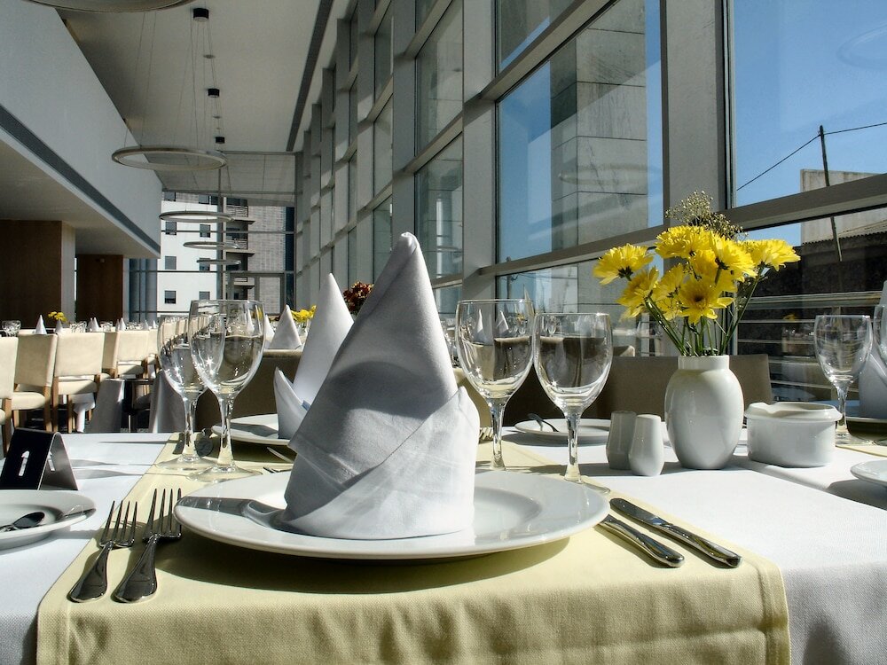 Фото VIP Executive Azores Hotel