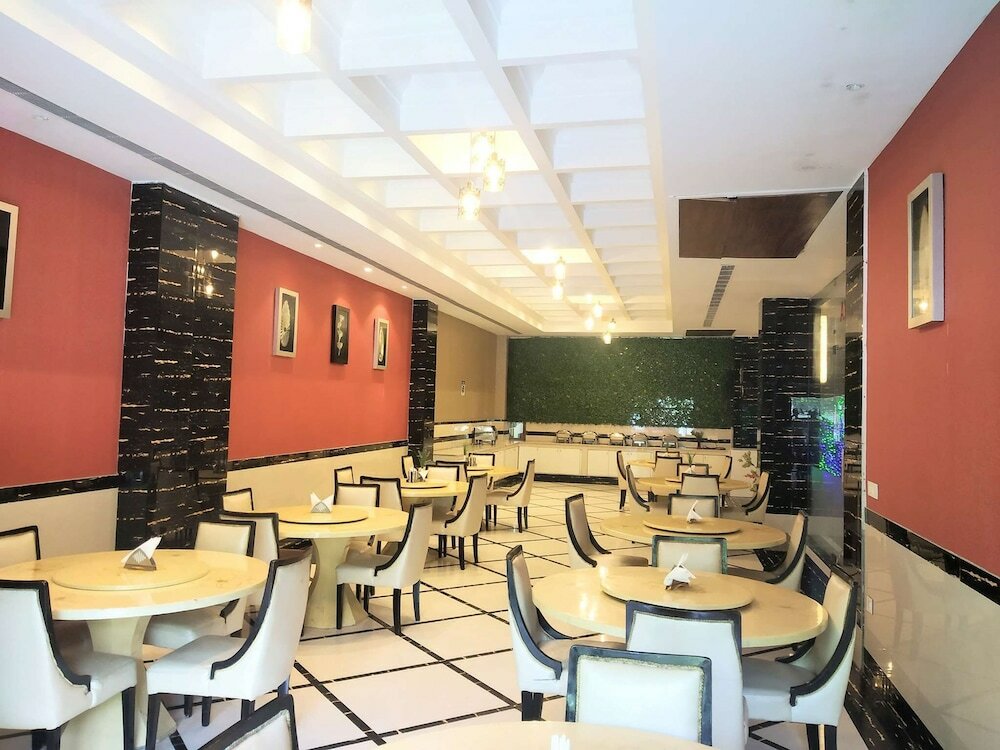 Фото Venizia Sarovar Portico Delhi