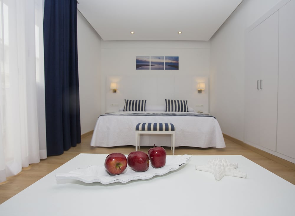 Фото Hotel Voramar Benidorm