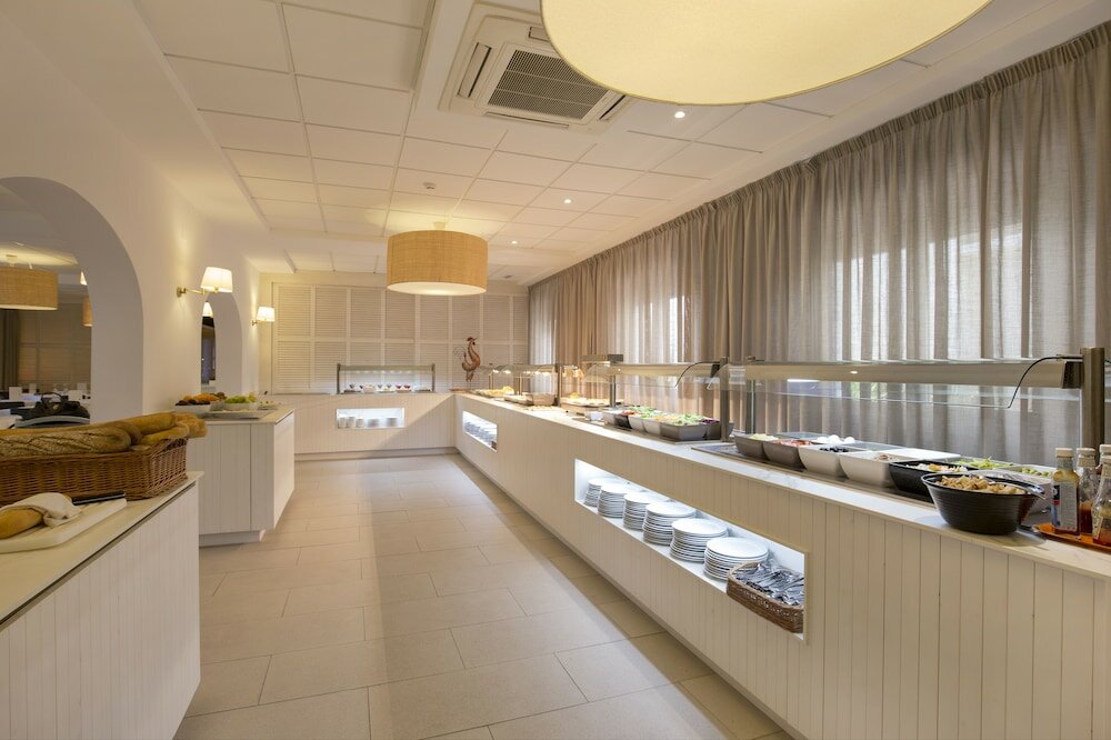 Фото Hotel Cabot Romantic - Adults Only