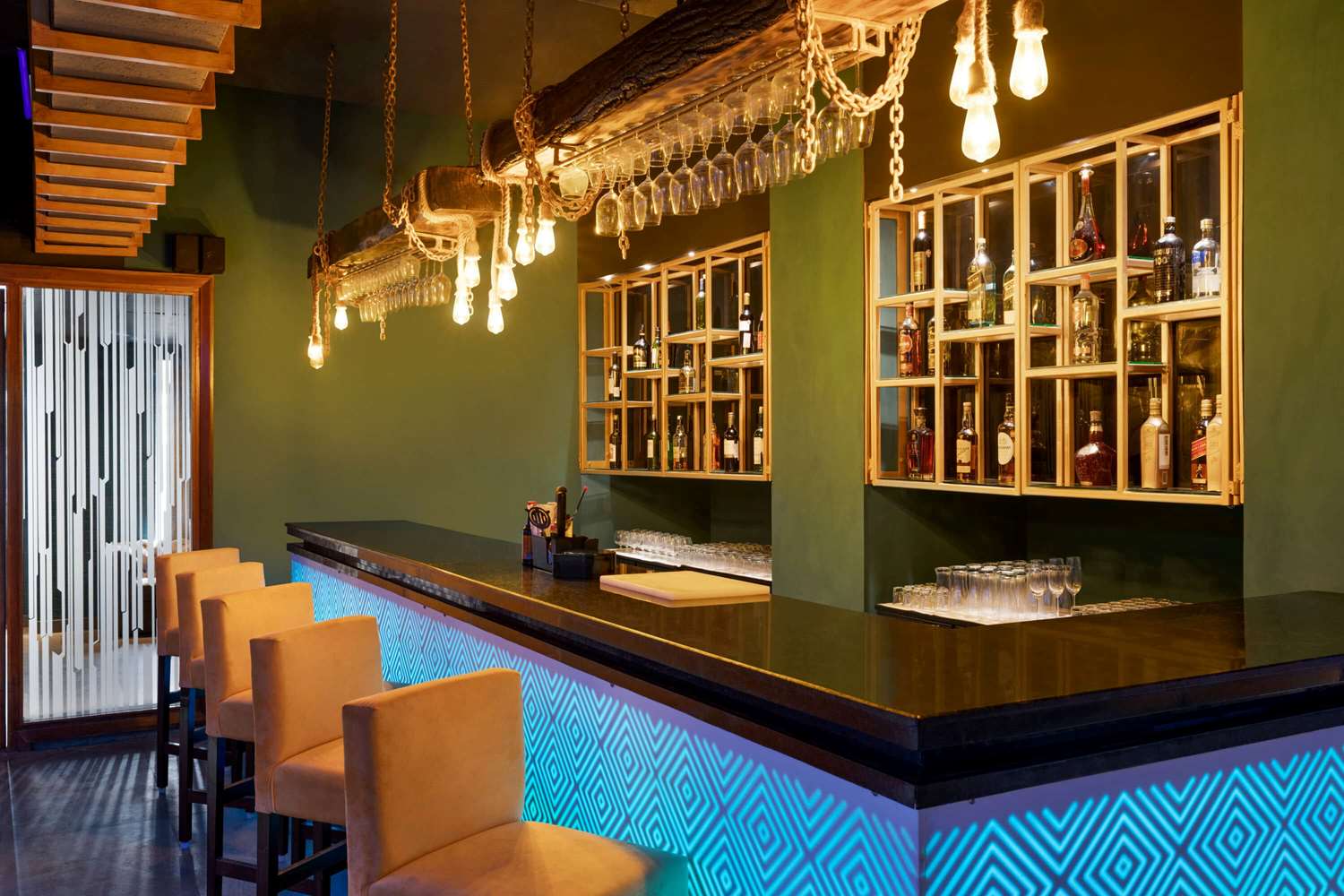 Фото Ramada by Wyndham Aligarh Gt Road