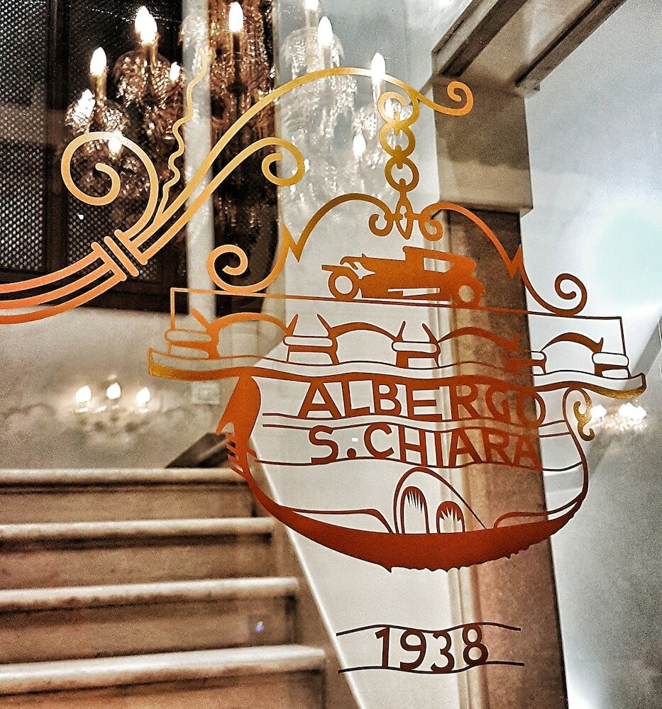 Фото Santa Chiara Hotel