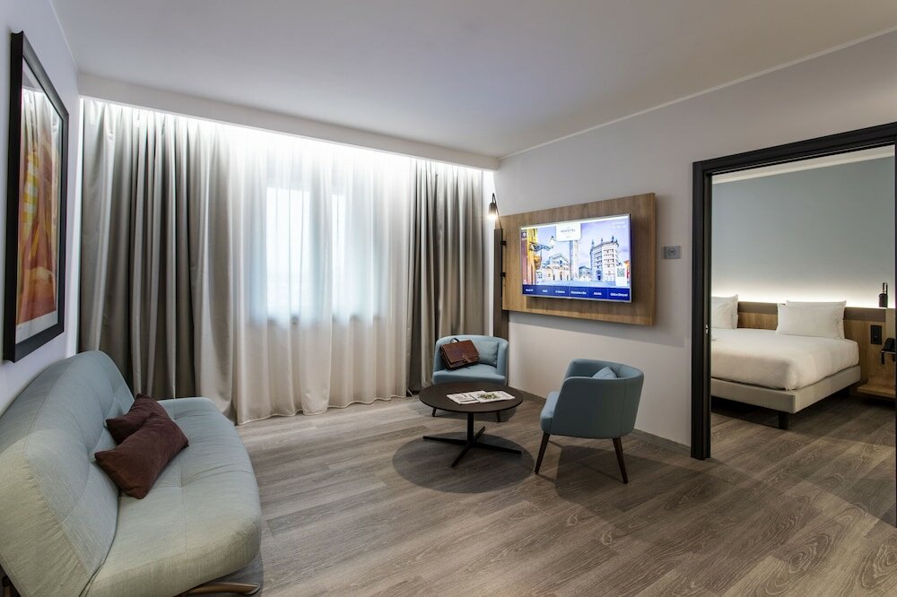 Фото Novotel Parma Centro