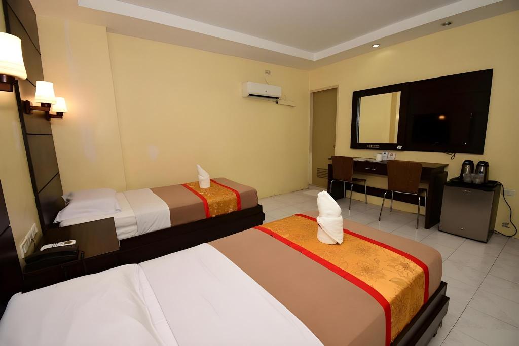 Фото Grand Astoria Hotel