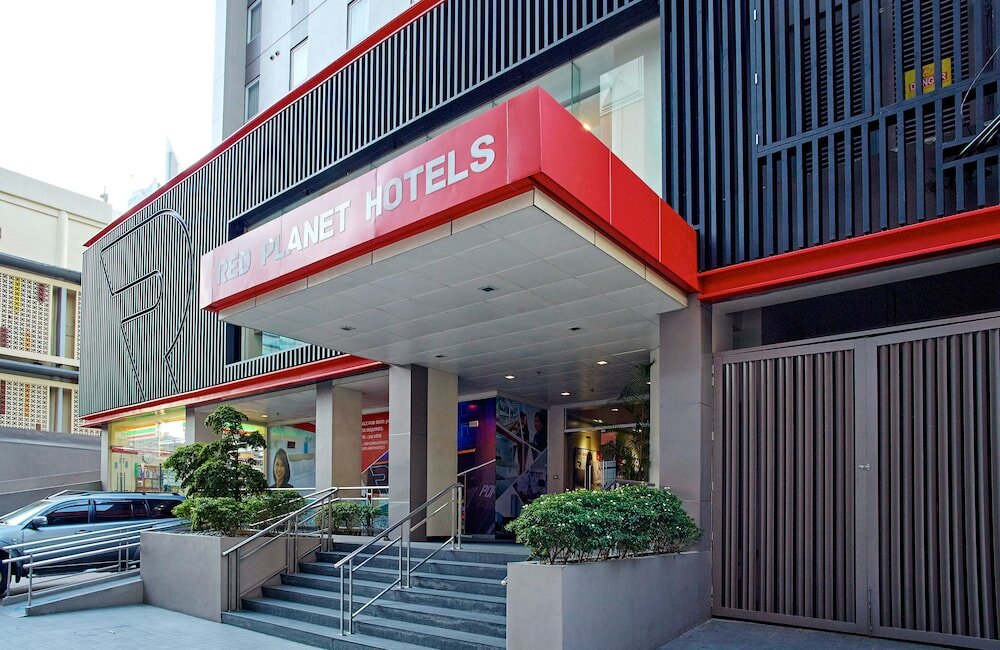 Фото Red Planet Makati Amorsolo