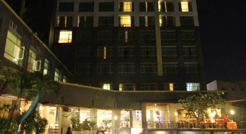 Фото Grand Suka Hotel