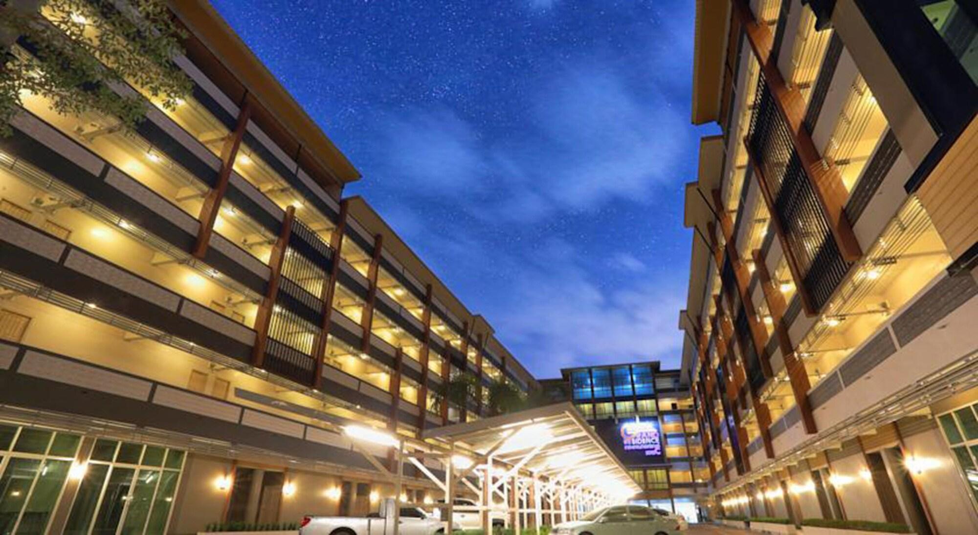 Фото The Grand Residence