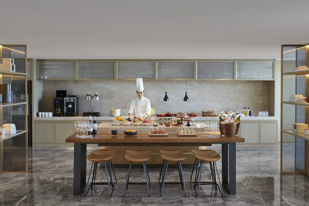 Фото Xuzhou Marriott Hotel Lakeview