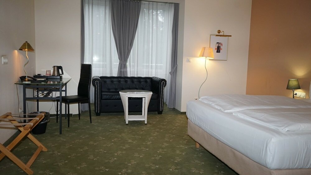Фото Entrée Hotel Groß Borstel