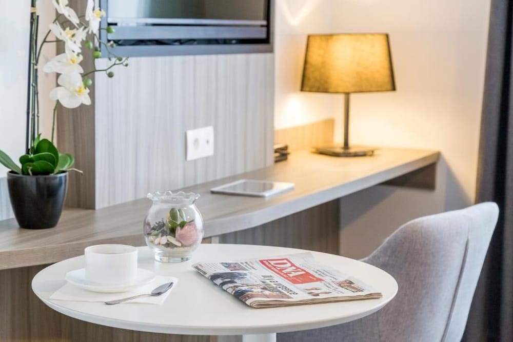 Фото Appart Hotel Elypseo Strasbourg Port