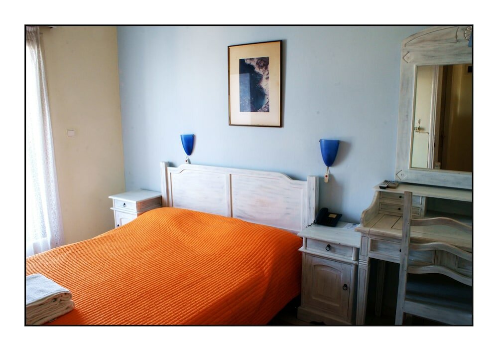 Фото Hotel Krystal