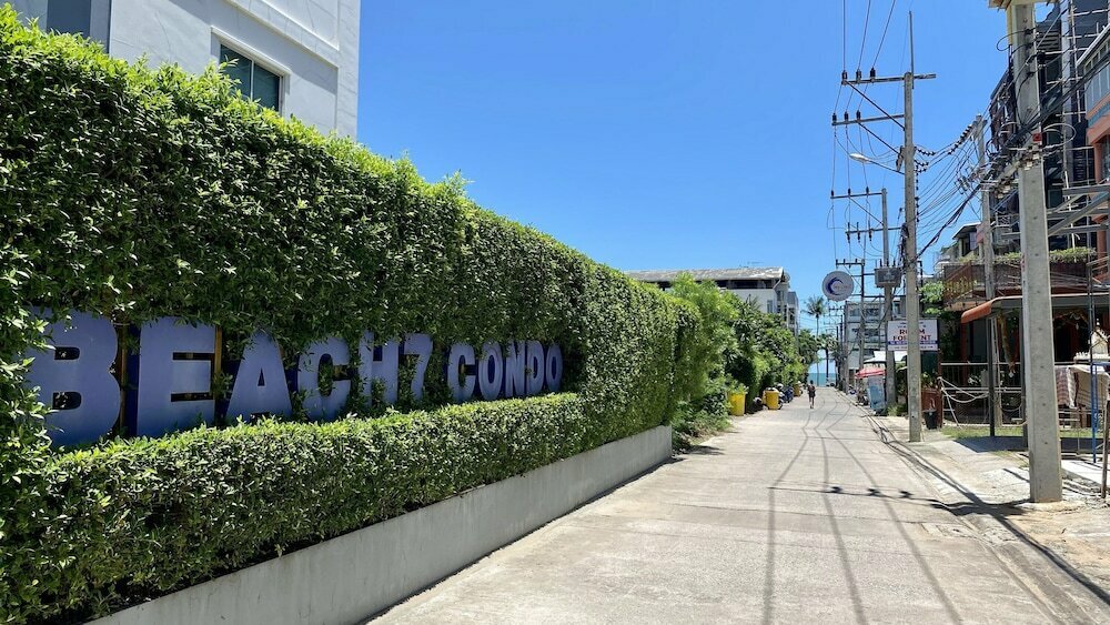 Short-term housing rental Beach 7 Condo Close to Beach, Pattaya, photo