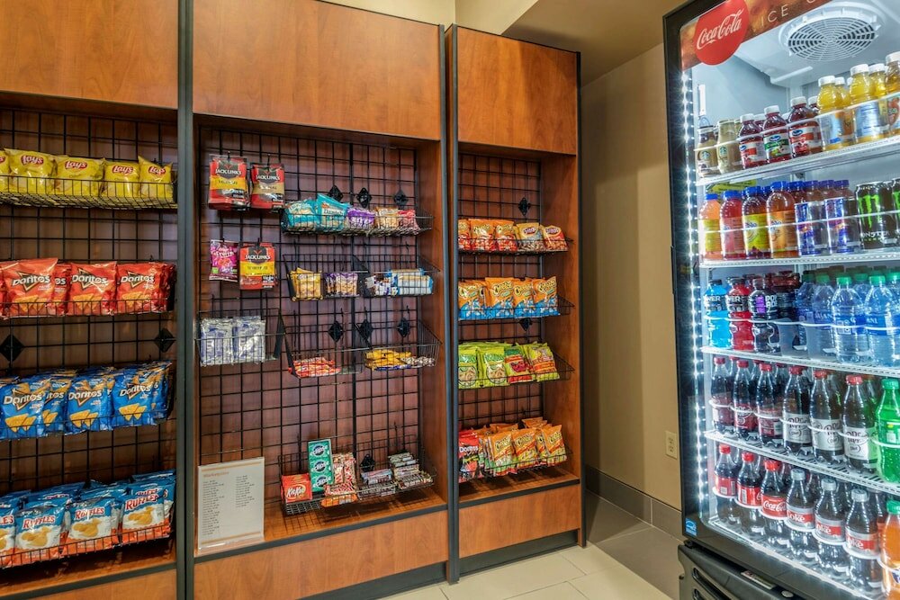 Фото Comfort Suites University