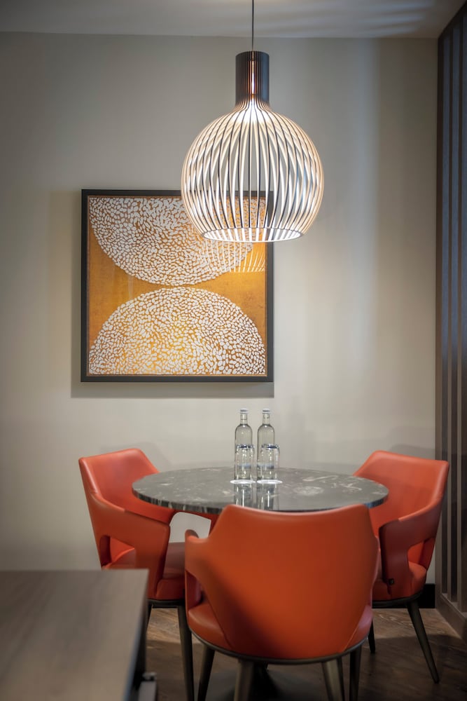 Фото Clayton Hotel Düsseldorf