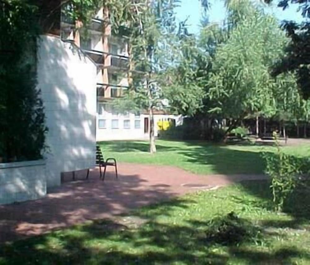 Фото Tisza Sport Hotel