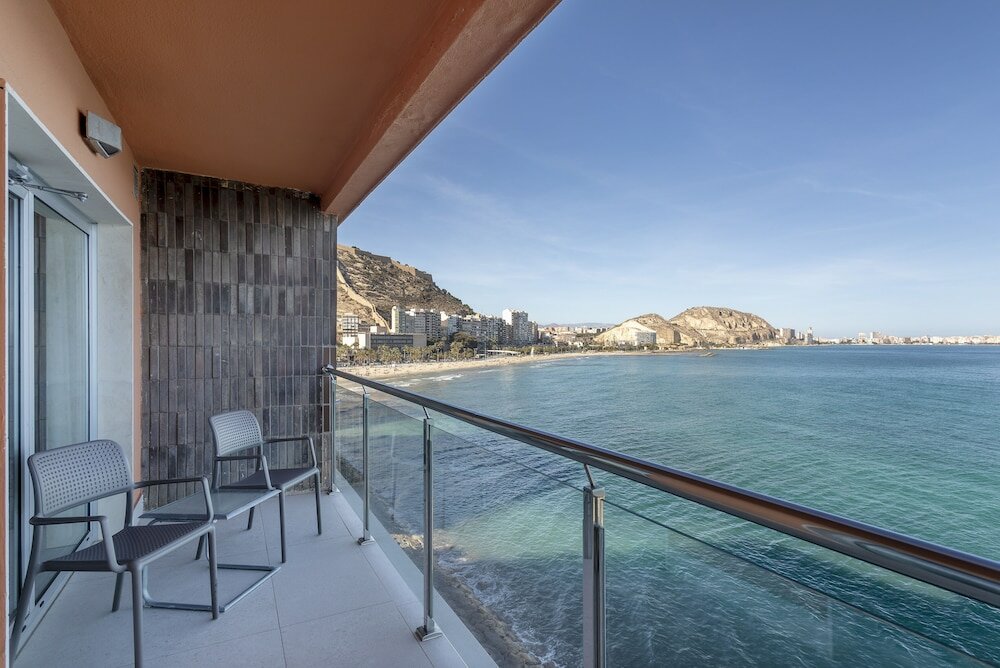 Фото Innside by Melia Alicante Porta Maris