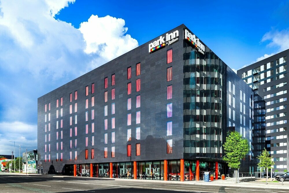 Hotel Radisson Hotel Manchester City Centre, A Verified Net Zero Hotel, England, photo