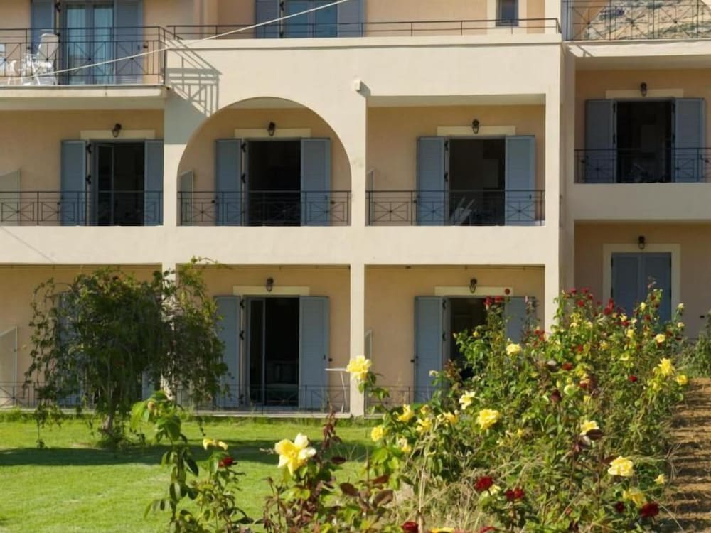 Фото Alkioni Hotel